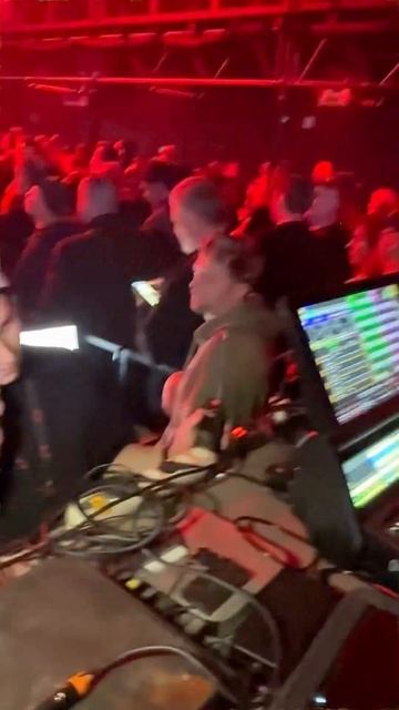 Гастрольный дневник: 25/04/25 - Екатеринбург 🔥🔥🔥 смотреть онлайн