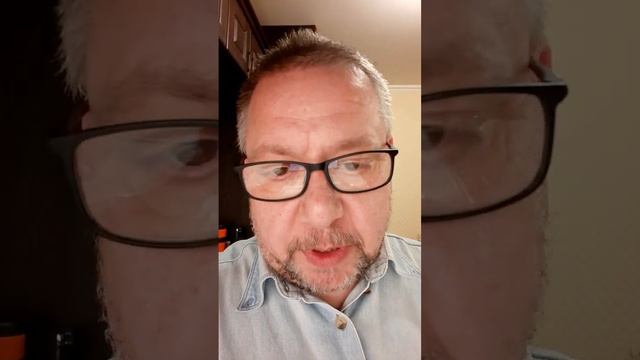 Не верь глазам своим, бабушка смотреть онлайн
