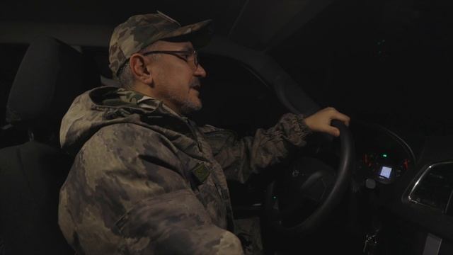 Трейлер "Кормильцы" смотреть онлайн