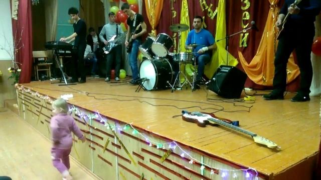 Smoke On The Water - МБОУ СОШ 14 Кривенковское 07.02.2015 смотреть онлайн