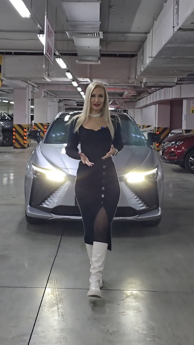 Lexus RZ450e 2023 г.в. смотреть онлайн