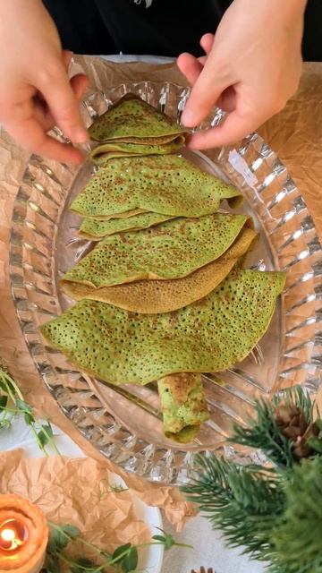 закуска с икрой! #икра#закусканапраздник #блины#шпинат смотреть онлайн