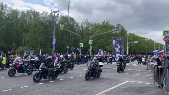 МОТОФИСТЕВАЛЬ НА ВОРОБЬЁВЫХ ГОРАХ