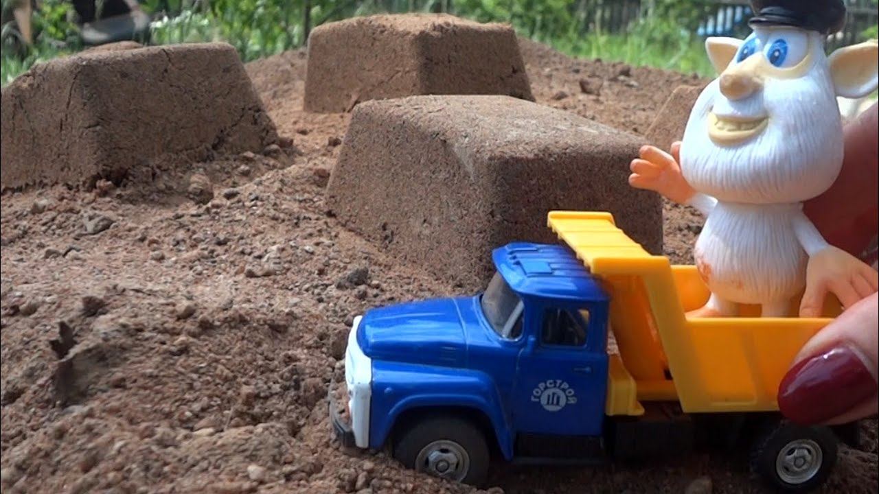 Видео с игрушками из мультфильмов. Буба ищет игрушки из киндер сюрпризов смотреть онлайн