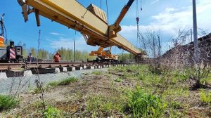 Переставляем 17т былки двумя автокранами