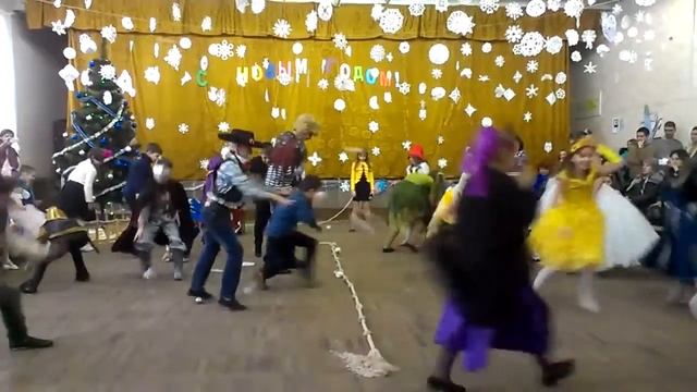 Маня Снежки