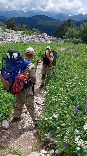 Вот это вид! Красота какая! В походе по дороге на Фишт - воспоминание №29