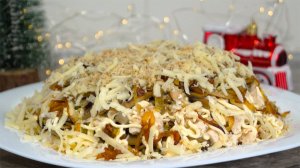 Ни одного праздника без этого салата. Его съедают первым. Очень вкусный салат на праздничный стол