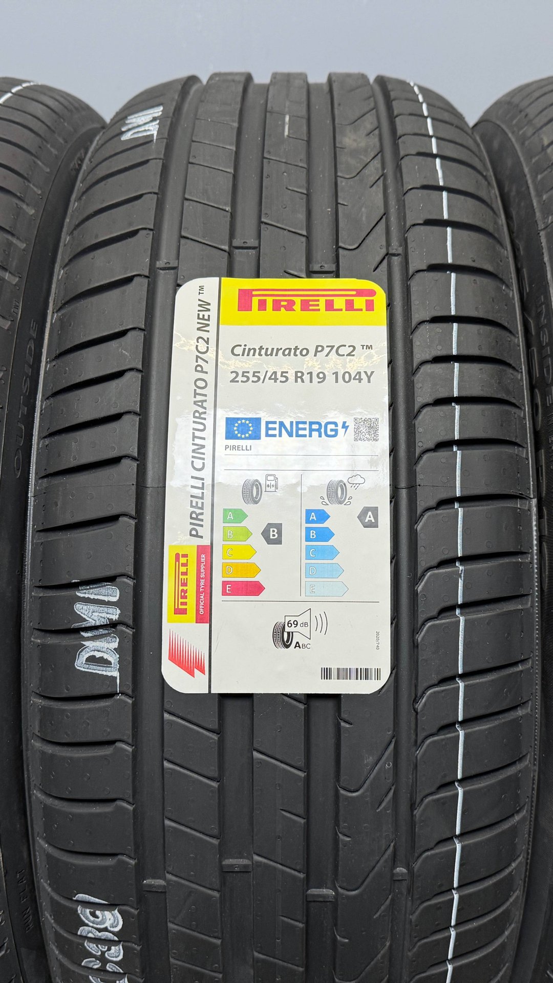 PIRELLI CINTURATO P7C2 NEW 255/45 R19 104Y XL MO