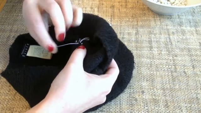 Tworzenie Eleganckiej Czapki z Perełkami - DIY Tutorial 🖤 смотреть онлайн