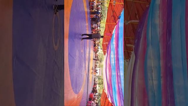 गुड़गांव के गांव दौलताबाद में कुश्ती का दूसरा दिन जारी смотреть онлайн