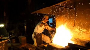 Как делают японские мечи. Сверхсекретная технология кузнеца.