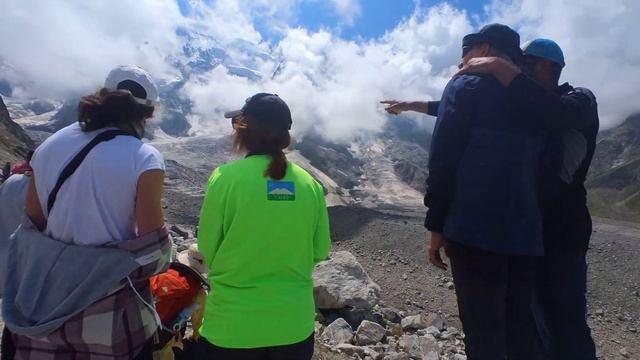 Вид на Дыхтау (5204), Мижирги (5047) и Коштантау (5152) смотреть онлайн