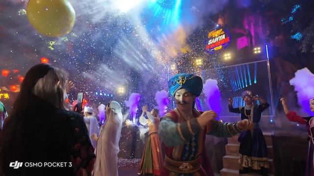 Романтический парк #китай #хайнань смотреть онлайн