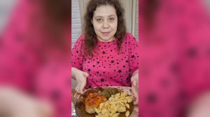 Мукбанг Куриные бедра и ракушки/Как дела у той колясочницы, что просила на коляску, видеоотчет