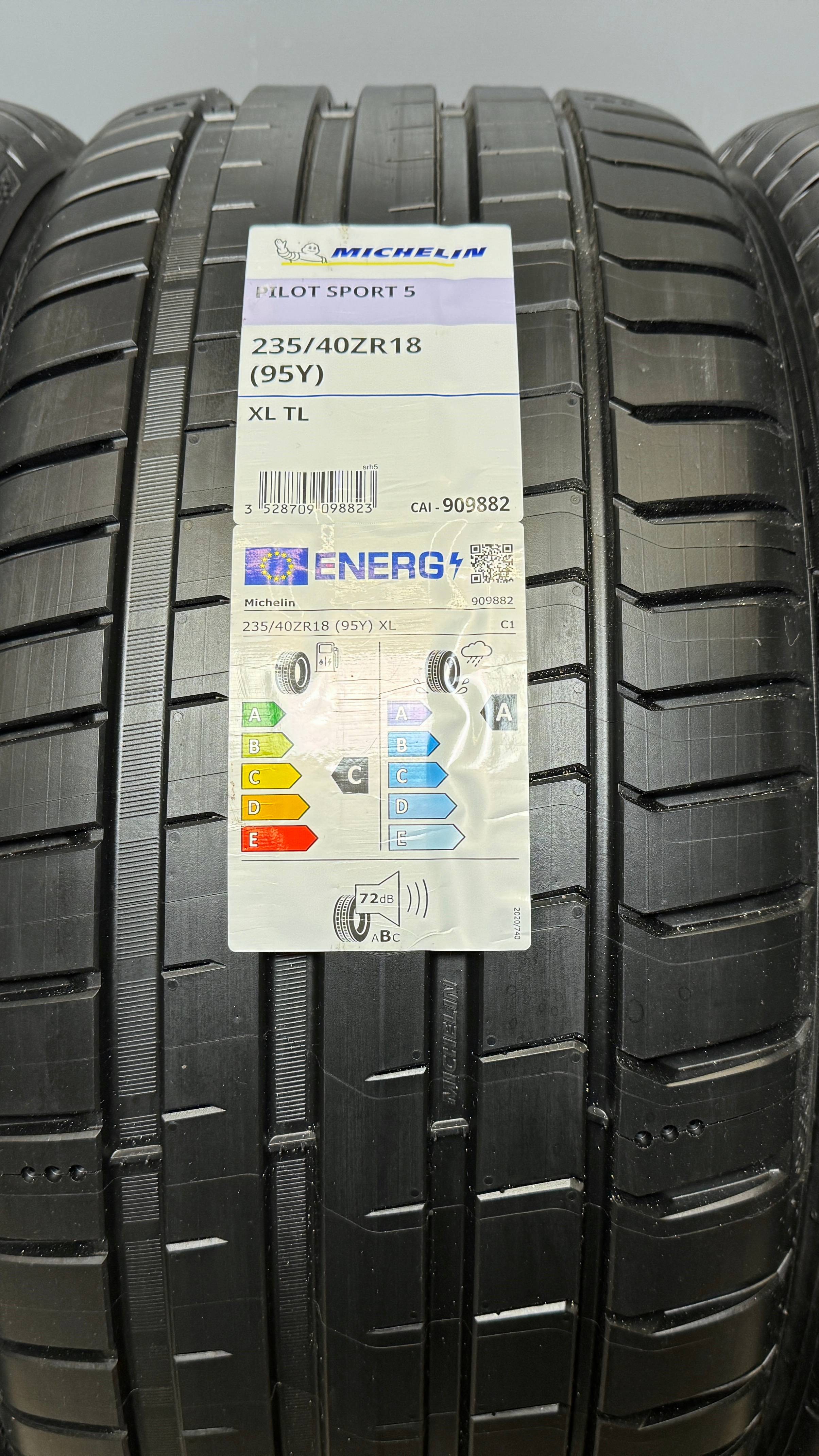 Pilot Sport 5