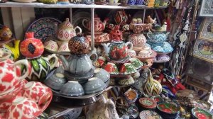 Ташкент. Базар "Чорсу". Цены, фонтаны, клубника, пригласили в ресторан