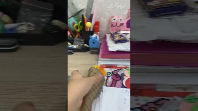 Я пришла домой из школы и сделала все свои дела 😘￼￼￼