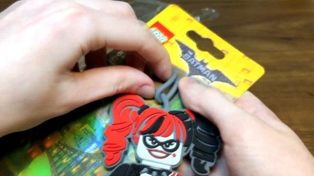 Лего Багажная Бирка Харли Квинн - Распаковка и Обзор | Lego Luggage Tag Harley Quinn смотреть онлайн