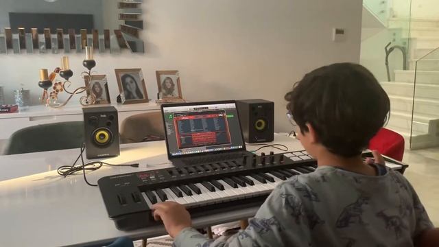 Playing With DIVA From U-he