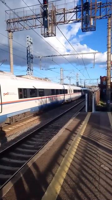 сапсан Москва (Ленинградский вокзал) - Санкт-Петербург (Московский вокзал) смотреть онлайн