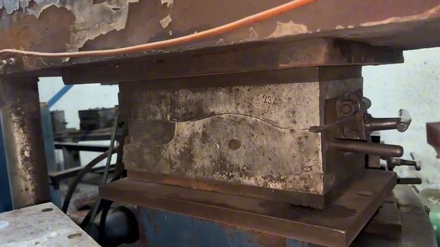 Производство обуви из вторсырья. Пакистан