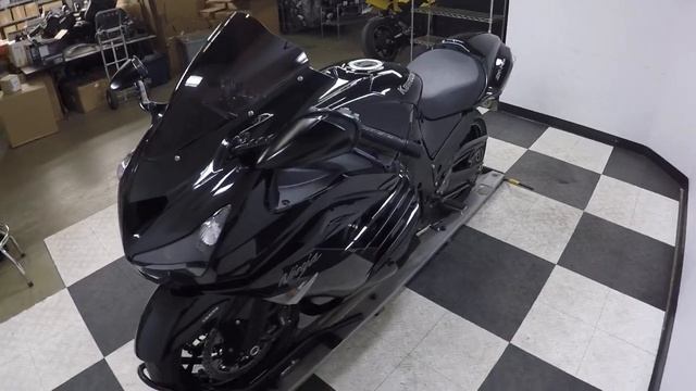 2012 Kawasaki ZX 14R Ninja Black смотреть онлайн