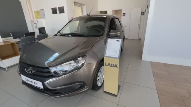 Цены на Ладу. В гостях у честного Дилера - редкость! (23.07.22) смотреть онлайн