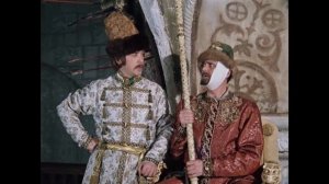 «Рявкни на них». Отрывок из фильма «Иван Васильевич меняет профессию» (1973)