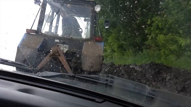 Spintires in real life или первый урок вождения закончился буксиром смотреть онлайн