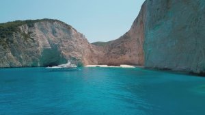 Real land.2160p.HDR.Master5