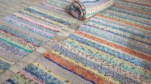 Лоскутное одеяло из старых вещей!!