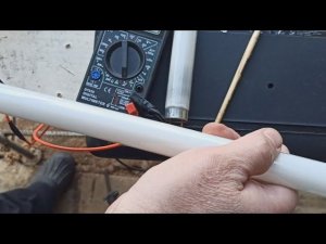 Как просто проверить лампу дневного света.