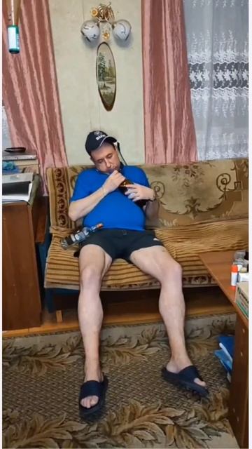 Мои тараканы придумали опять что то новое😂 #приколы #юмор #stories #смех смотреть онлайн