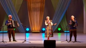 «Эх, досада частушки» - ансамбль народной песни «Завалинка».