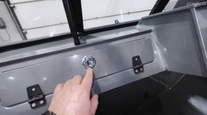 ГРАМОТНЫЙ ТЮНИНГ. ЛОДКА SWIMMER 400. Установка рулевого, электрики, тент, фары на лодку.