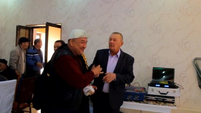 Выставка голубеи / Выставка голубеи город Туркестан 2015 часть- 4. Pigeons / doves / dove смотреть онлайн