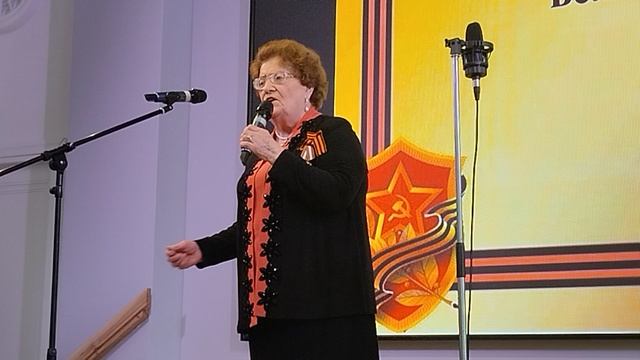 Валентина Яковенцева с песней 