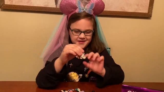 How to use Jibbitz Charms on your Crocs! смотреть онлайн