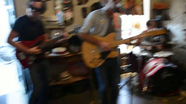 Summer - live @ goorin bros hat shop 7/4 смотреть онлайн