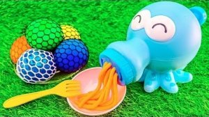 Как приготовить лапшу PlayDoh со слизью PlayDoh M&M's Мультики для дктей