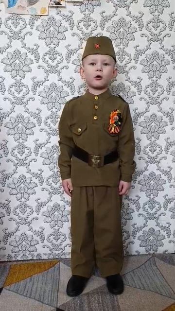 Карпов Артемий Нейзвесный содат