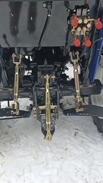 Это ХИТ! Топовый кабинный трактор XT244 G2! смотреть онлайн