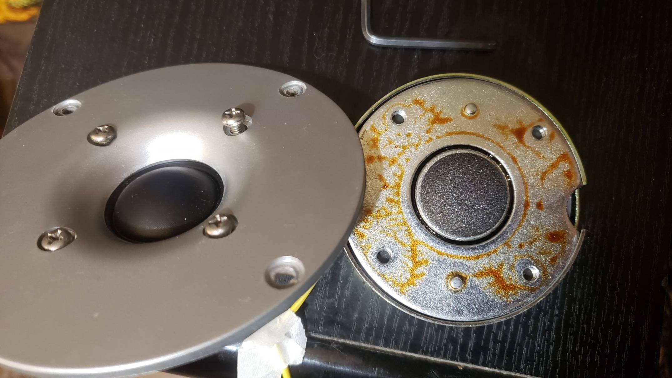 Sven Royal 2 и ферромагнитная жидкость в вч , текст смотреть онлайн