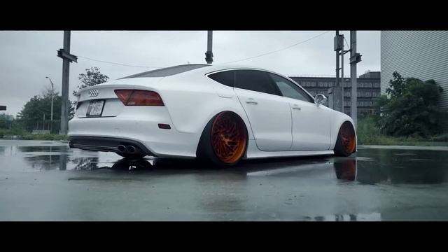 2Pac - Can U Get Away (Izzamuzzic Remix) | Audi Showtime смотреть онлайн