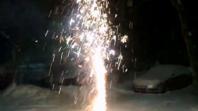 Фейерверк "Золотой дождь" смотреть онлайн