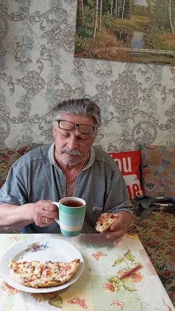 28-04-2025. На завтрак пицца домашняя из лаваша смотреть онлайн