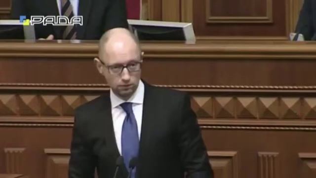АРСЕНИЙ ЖОНГЛИРУЕТ ГАЗОМ яценюк новости украины сегодня политика приколы 20 01 2015 смотреть онлайн