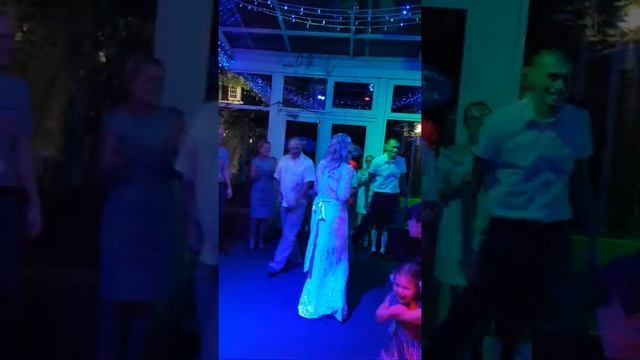 Кто-то ложает😂😂😂певица от бога!!! смотреть онлайн