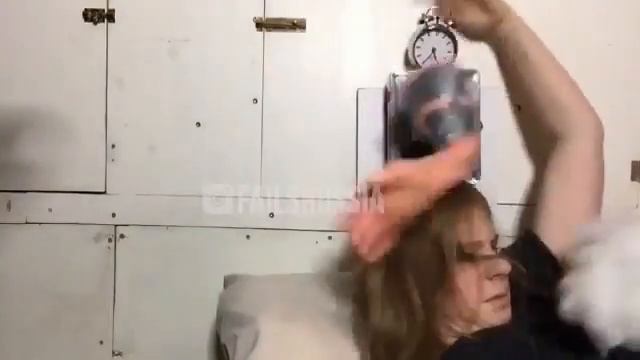 СОВРЕМЕННЫЙ БУДИЛЬНИК! ВОТ УМОРА!!!! смотреть онлайн